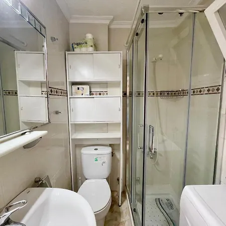 Estudio Poniente Seafront Apartment